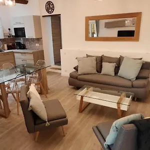  Appartement Beautiful Old Town Flat, Near The Beach