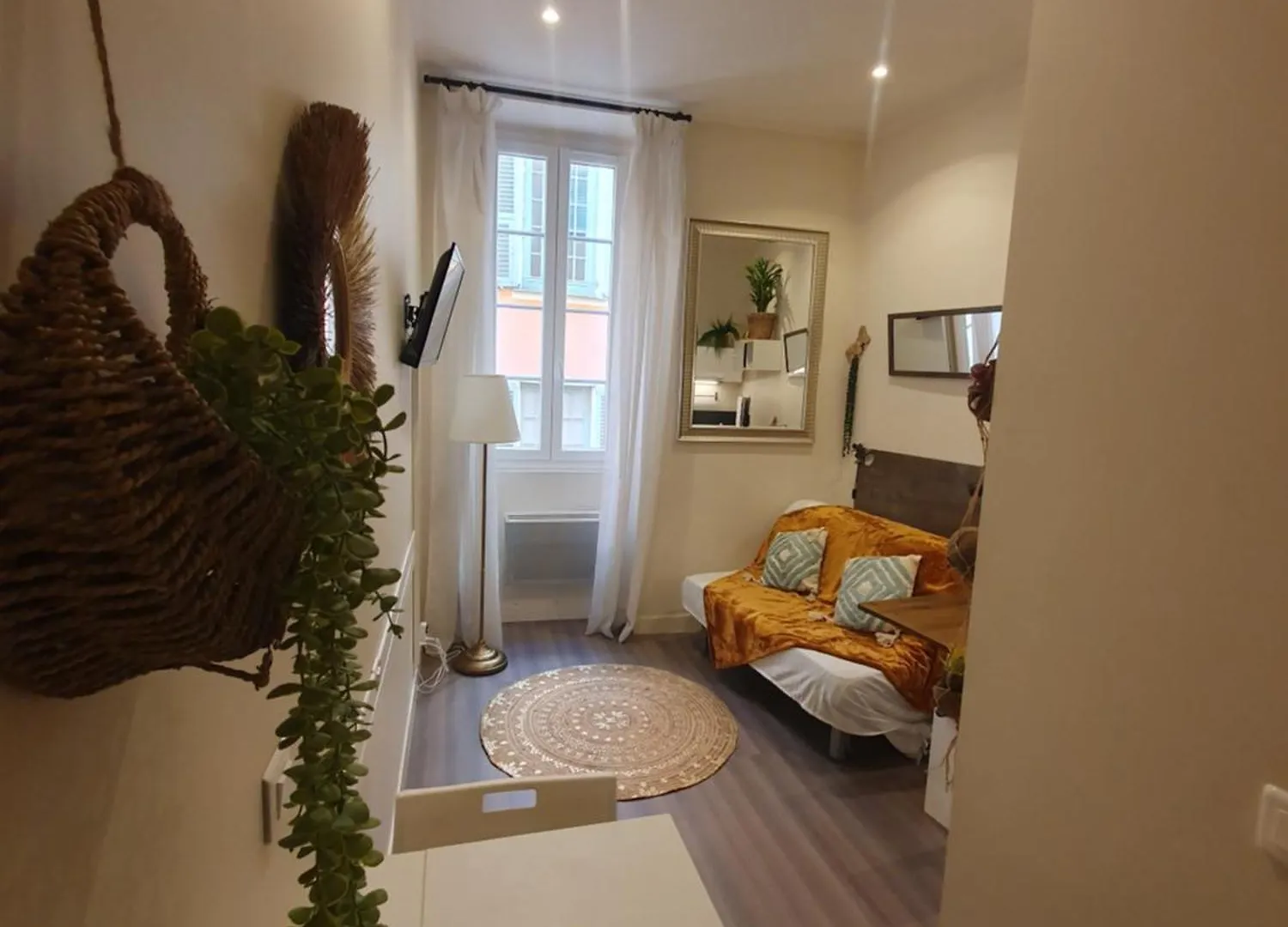 Apartment Studio Au Coeur Du Vieux Nice
